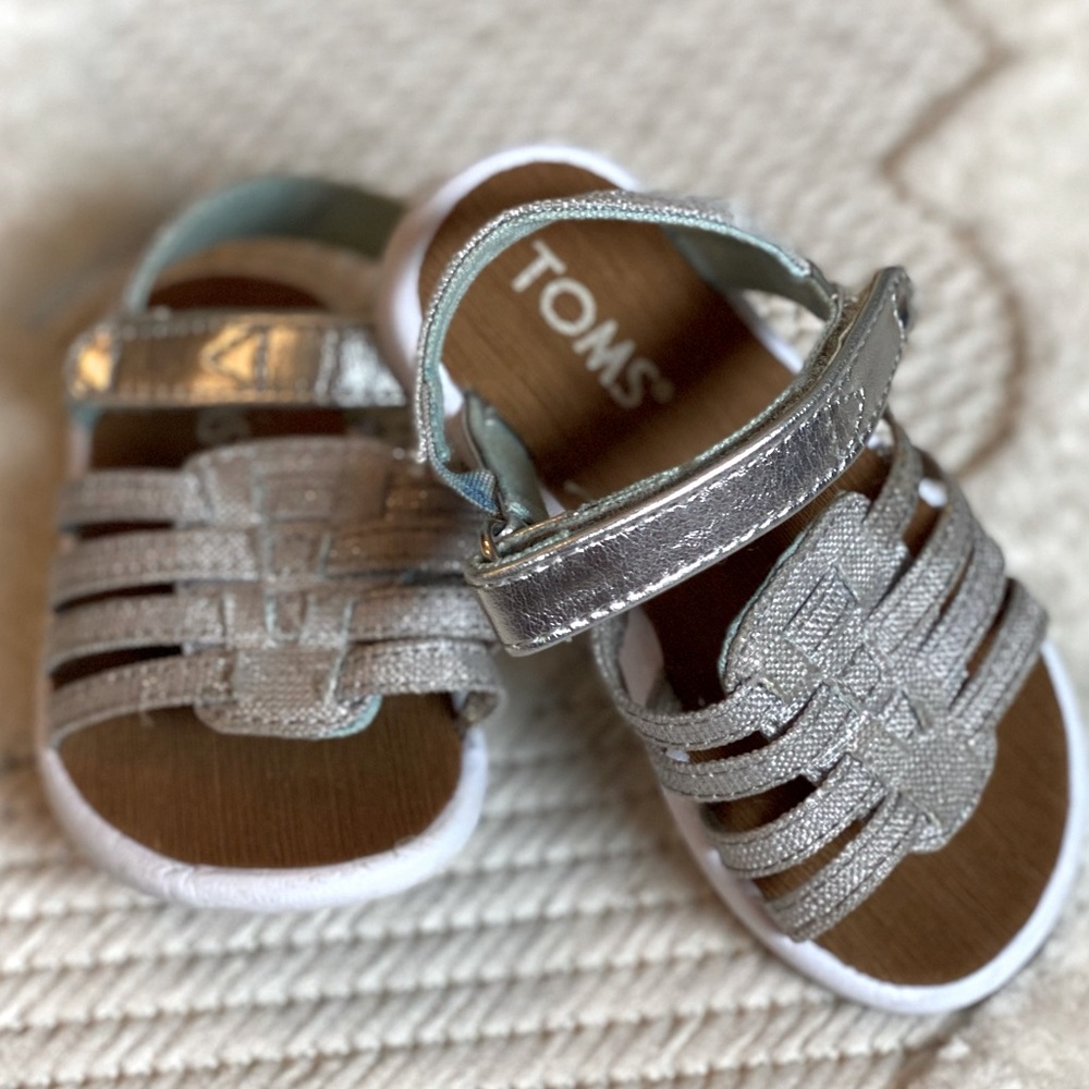TOMS Sandals